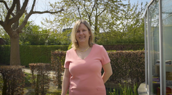 Lesen Sie die Geschichte von Isabelle